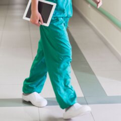 Best Nursing Shoes for Women