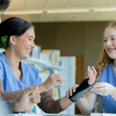 Can I Work As An LPN Travel Nurse?