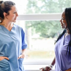 How to Choose the Right Travel Nurse Agency for You