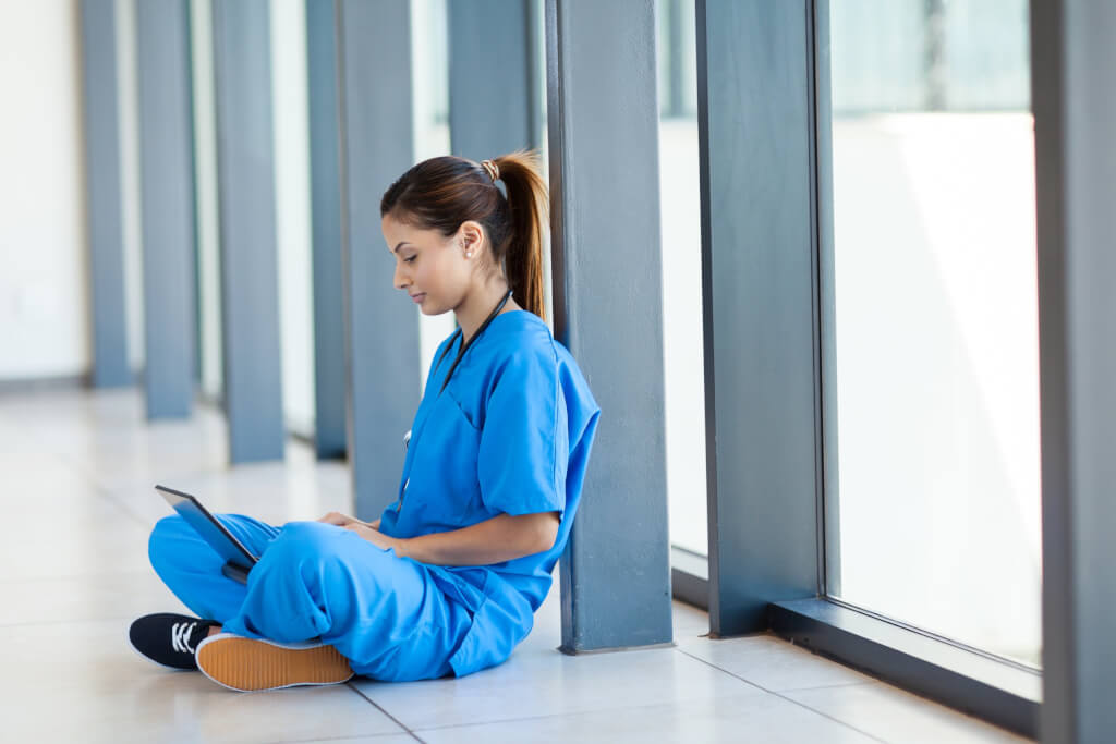 planing for travel nursing with a family