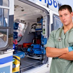 How to Become a Flight Nurse & 3 Reasons Why You Should